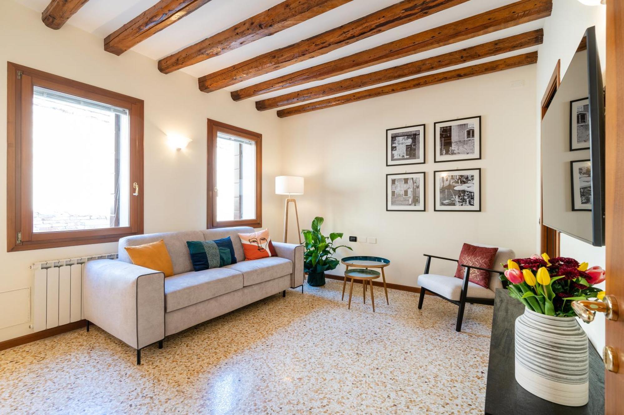 Elegante E Luminoso, Spazio Esterno Privato Apartamento *