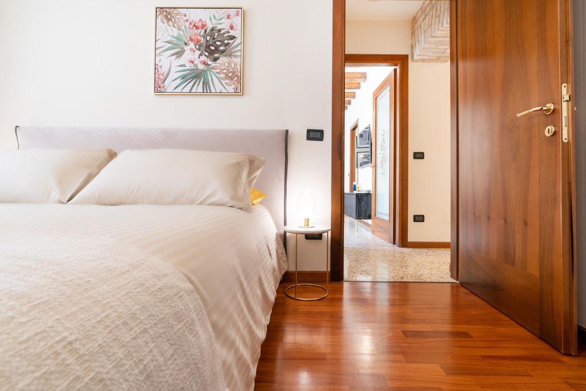 Apartamento Elegante E Luminoso, Spazio Esterno Privato