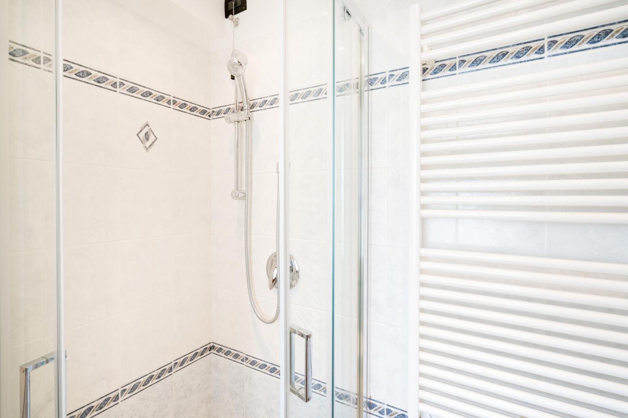 Elegante E Luminoso, Spazio Esterno Privato Apartamento